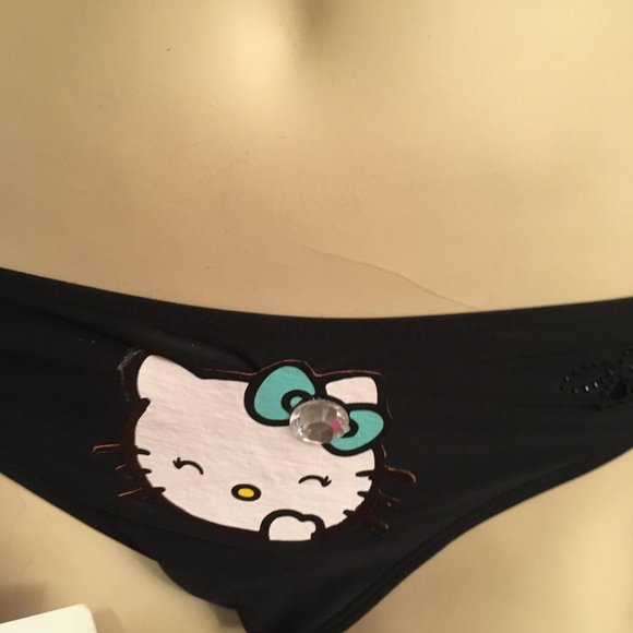 GORGEOUS peek a boo custom hello kitty bikini and matching pendent set! - Picture 15 of 17